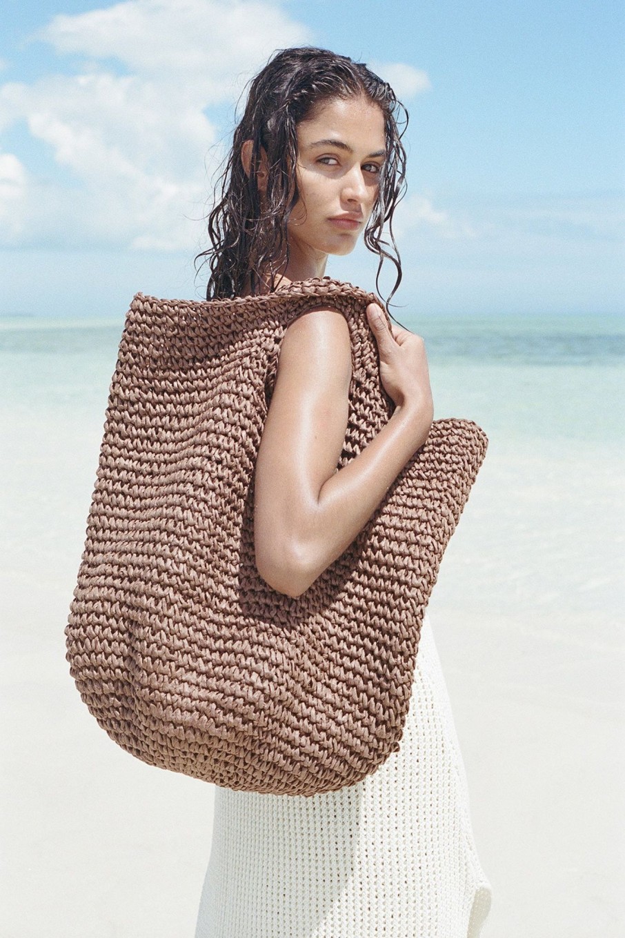 Accessories Zulu & Zephyr | Round Straw Bag - Walnut